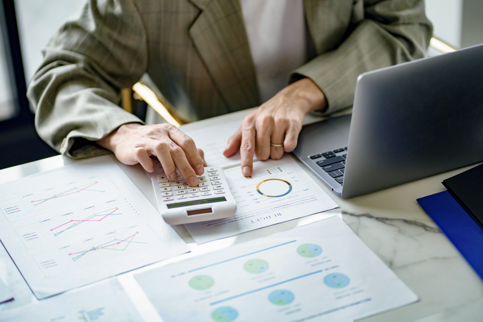 <b>04CLU- Dirección, administración y gestión de empresas del Sector Energético</b>